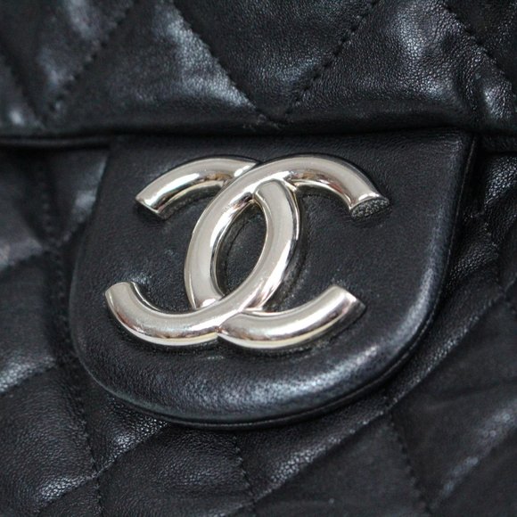 CHANEL Quilted Chain Trim Leather Shoulder Bag CC - Picture 5 of 8